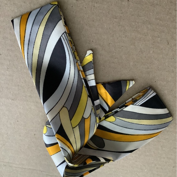 Skinny scarf/wrist wrap/hair tie - Picture 2 of 7